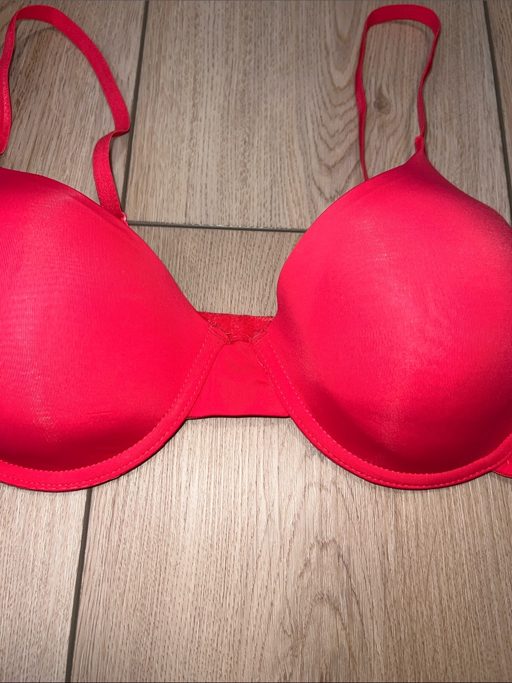 Joe Fresh Molded Underwire Bra - Picture 5 of 12